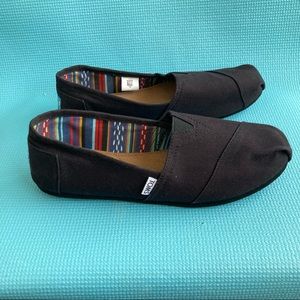 Toms Slip on size 12 Black